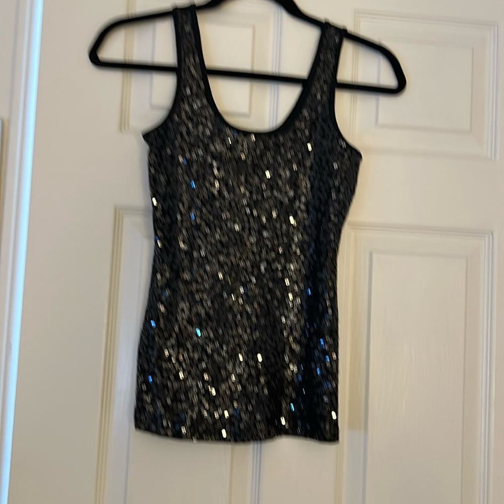 Black sleeveless top